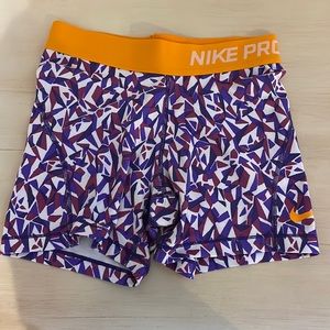 nike pro athletic shorts